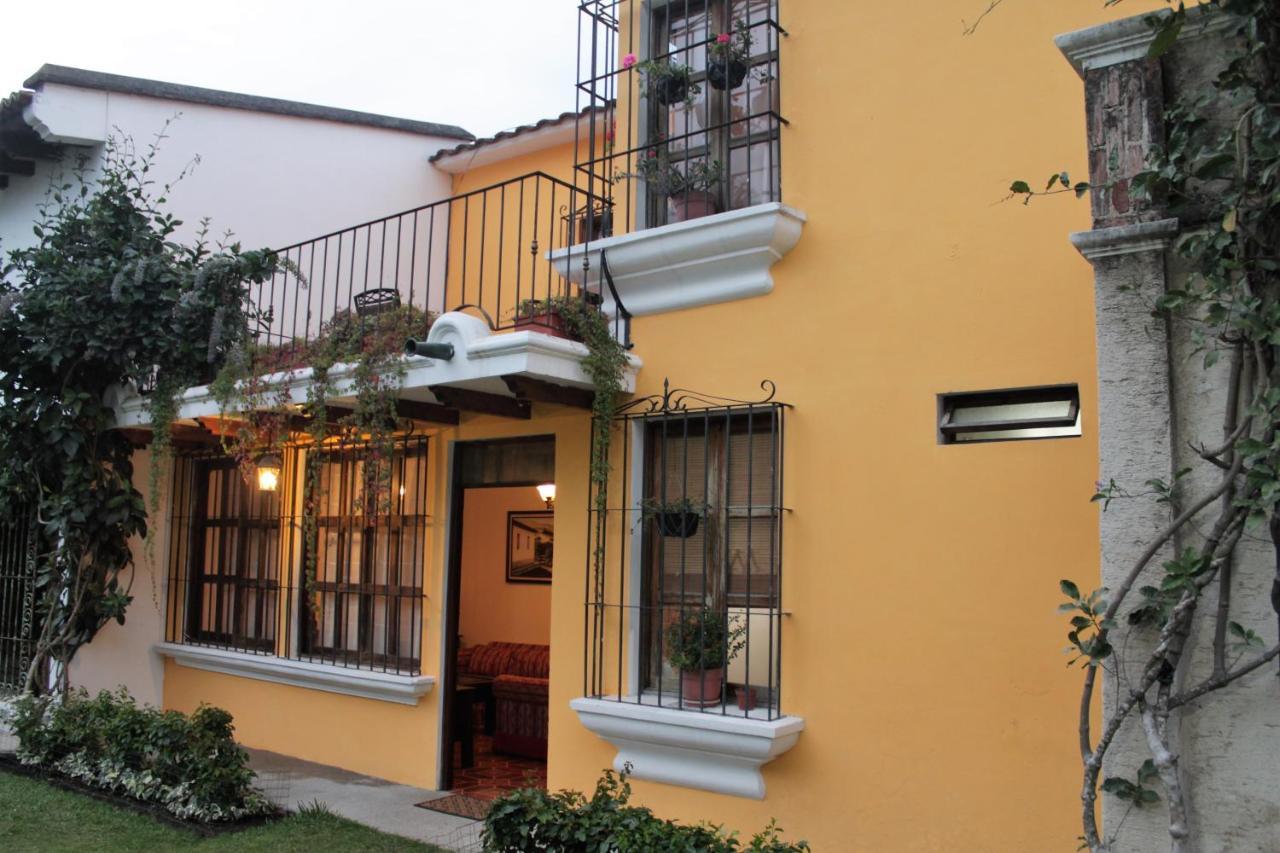 Villas Santa Ana-Ricardo Antigua Екстериор снимка