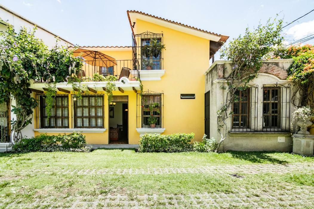 Villas Santa Ana-Ricardo Antigua Екстериор снимка