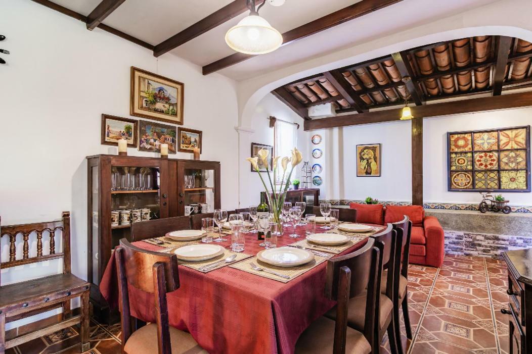 Villas Santa Ana-Ricardo Antigua Екстериор снимка