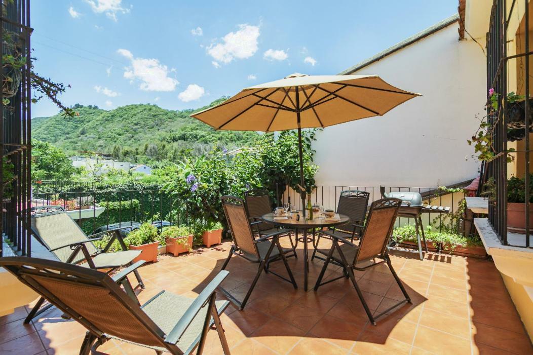 Villas Santa Ana-Ricardo Antigua Екстериор снимка