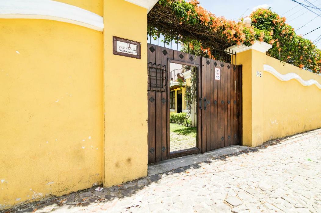 Villas Santa Ana-Ricardo Antigua Екстериор снимка