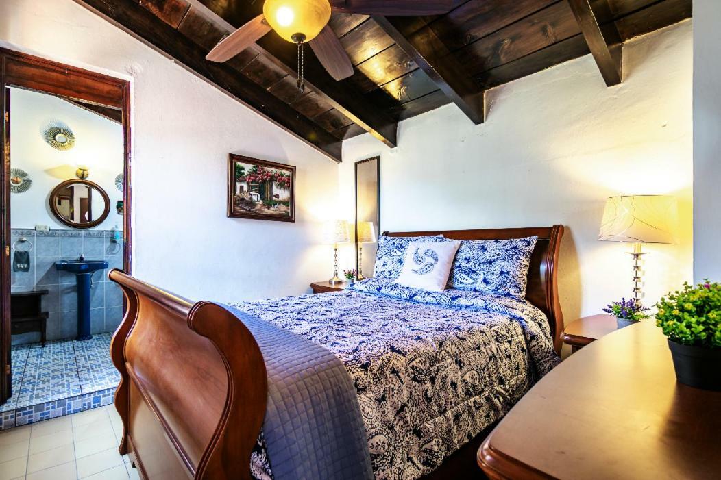 Villas Santa Ana-Ricardo Antigua Екстериор снимка